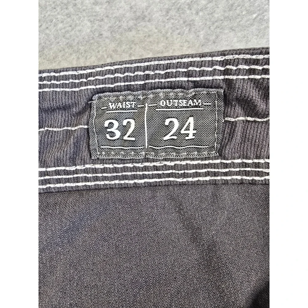 BKE Chase Standard Fit Cargo Shorts Mens 32 Gray Contrast Stitch Utility Y2K